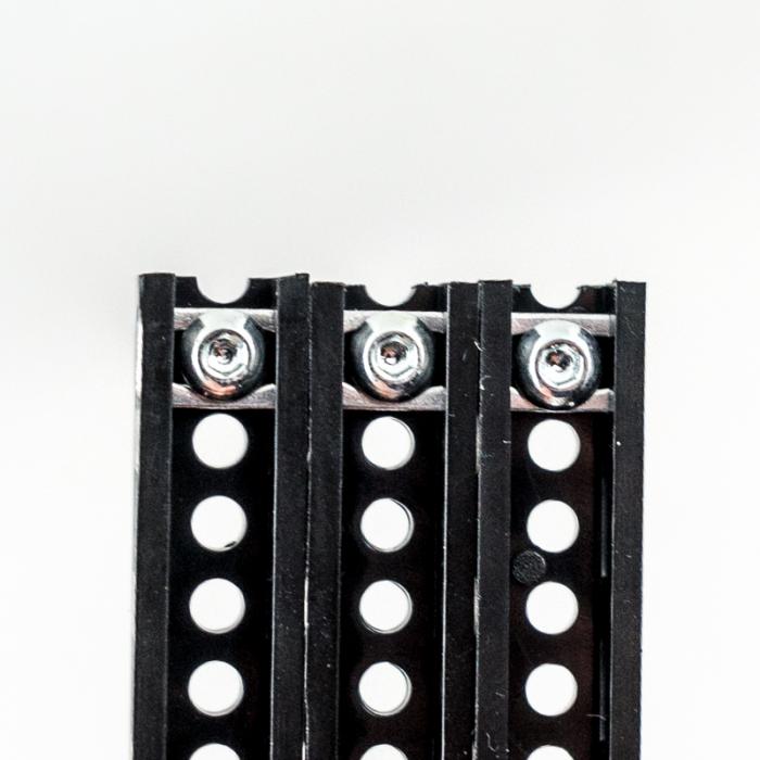 Totem 3-Hole Bracket (20-pack) @ electrokit (3 av 4)