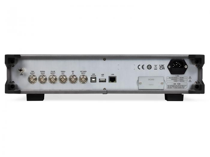 Signalgenerator RF 13.6GHz SSG6083A @ electrokit (7 av 9)