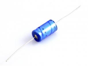 El.lyt 470uF 10V ø8x16mm axiell @ electrokit