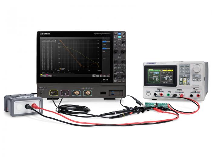 Oscilloskop 3GHz 4-kan 12-bit Siglent SDS7304A @ electrokit (7 av 8)